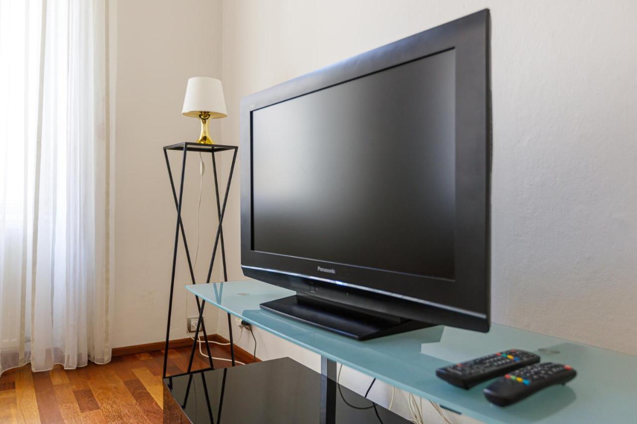 Newly Renovated Apartment In The Old Town ブラチスラヴァ エクステリア 写真